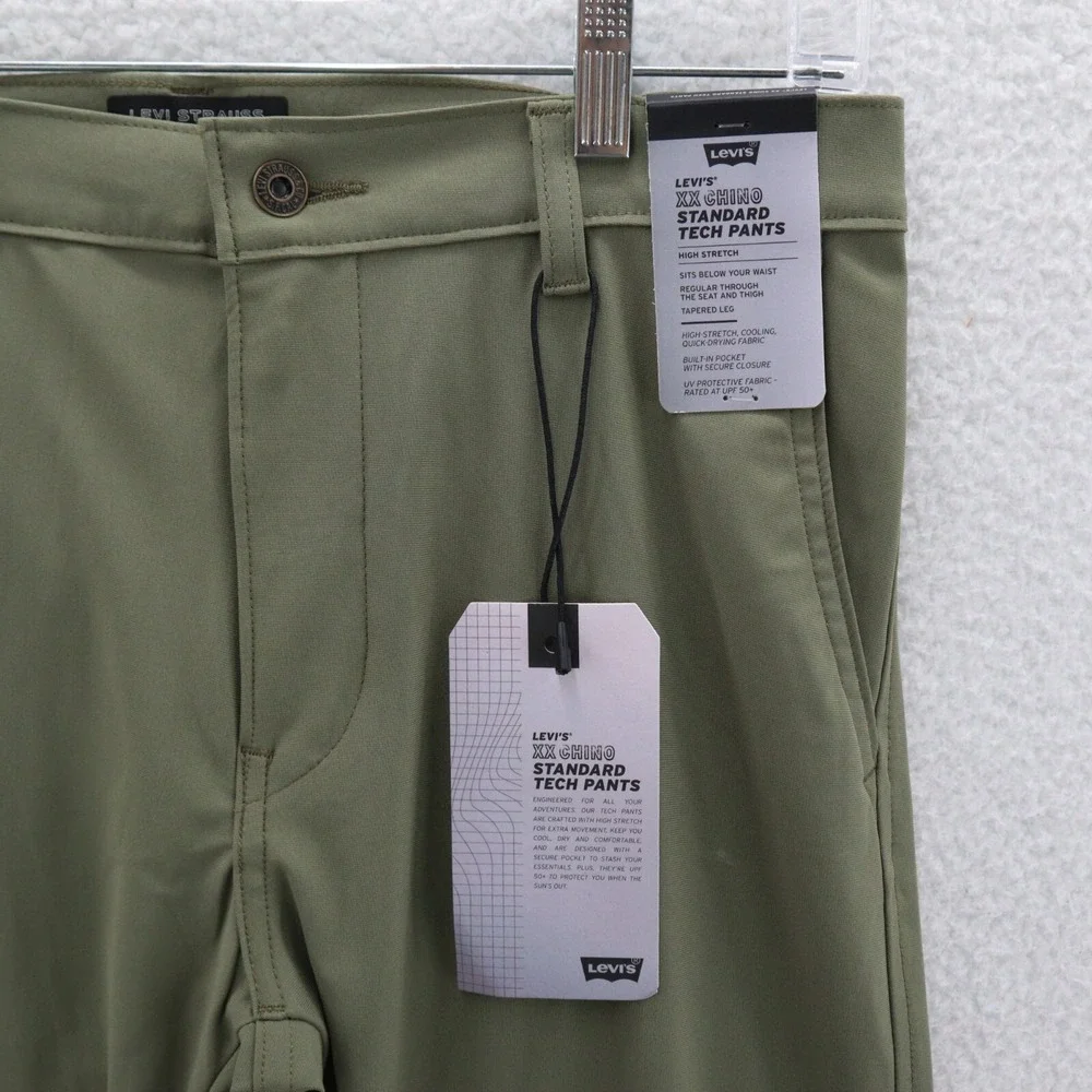 Levis levis pants